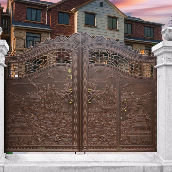 軍強(qiáng)庭院門(mén)